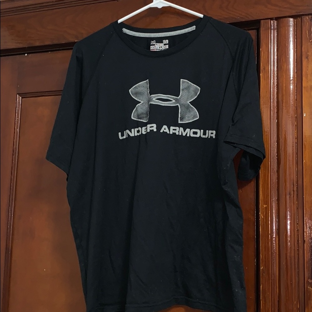 Underarmour Shirt